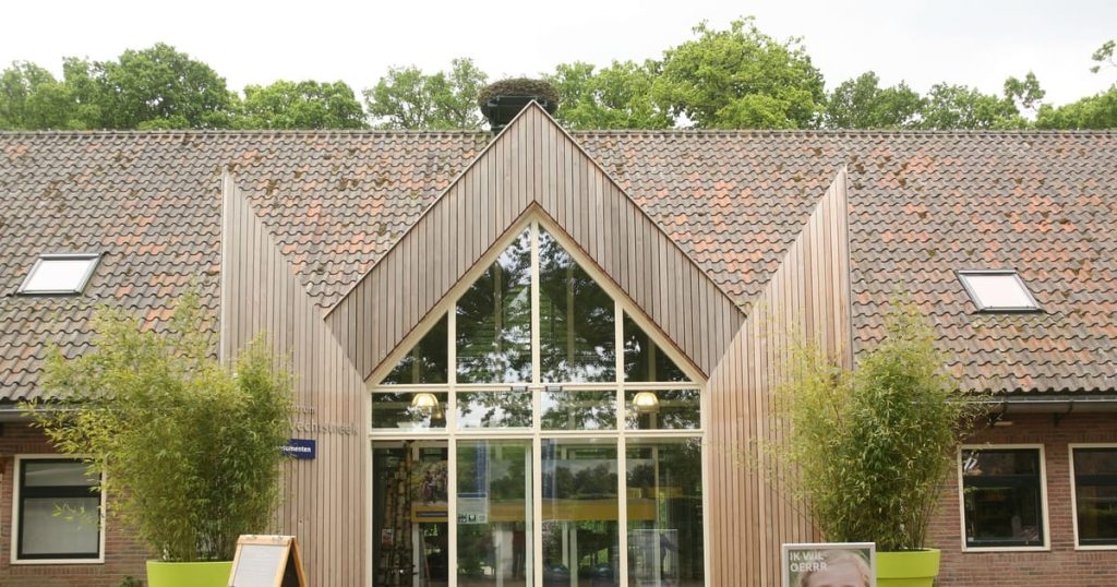 OERRR Uilenballen uitpluizen in 's-Graveland