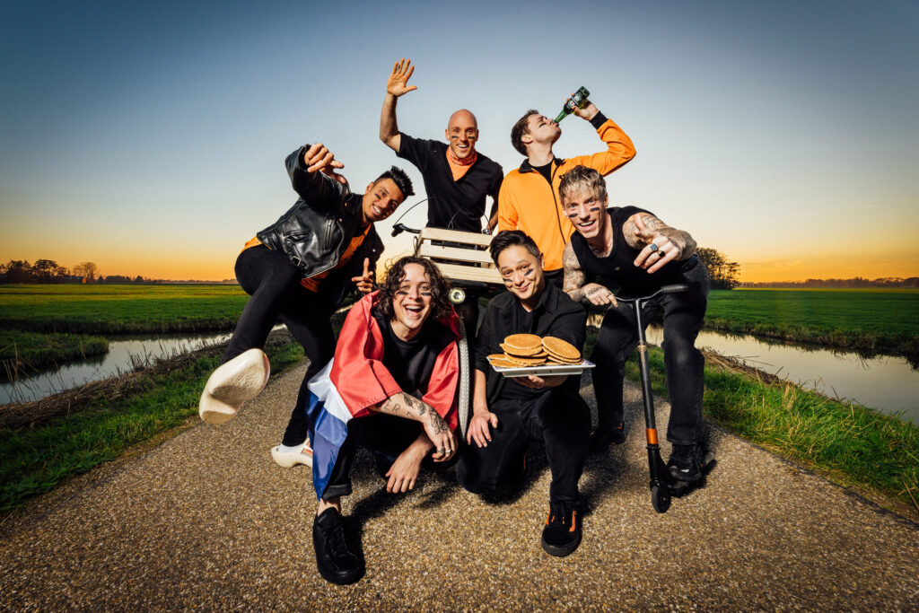 Daredevils: Zing Nederlands met Me in Hilversum